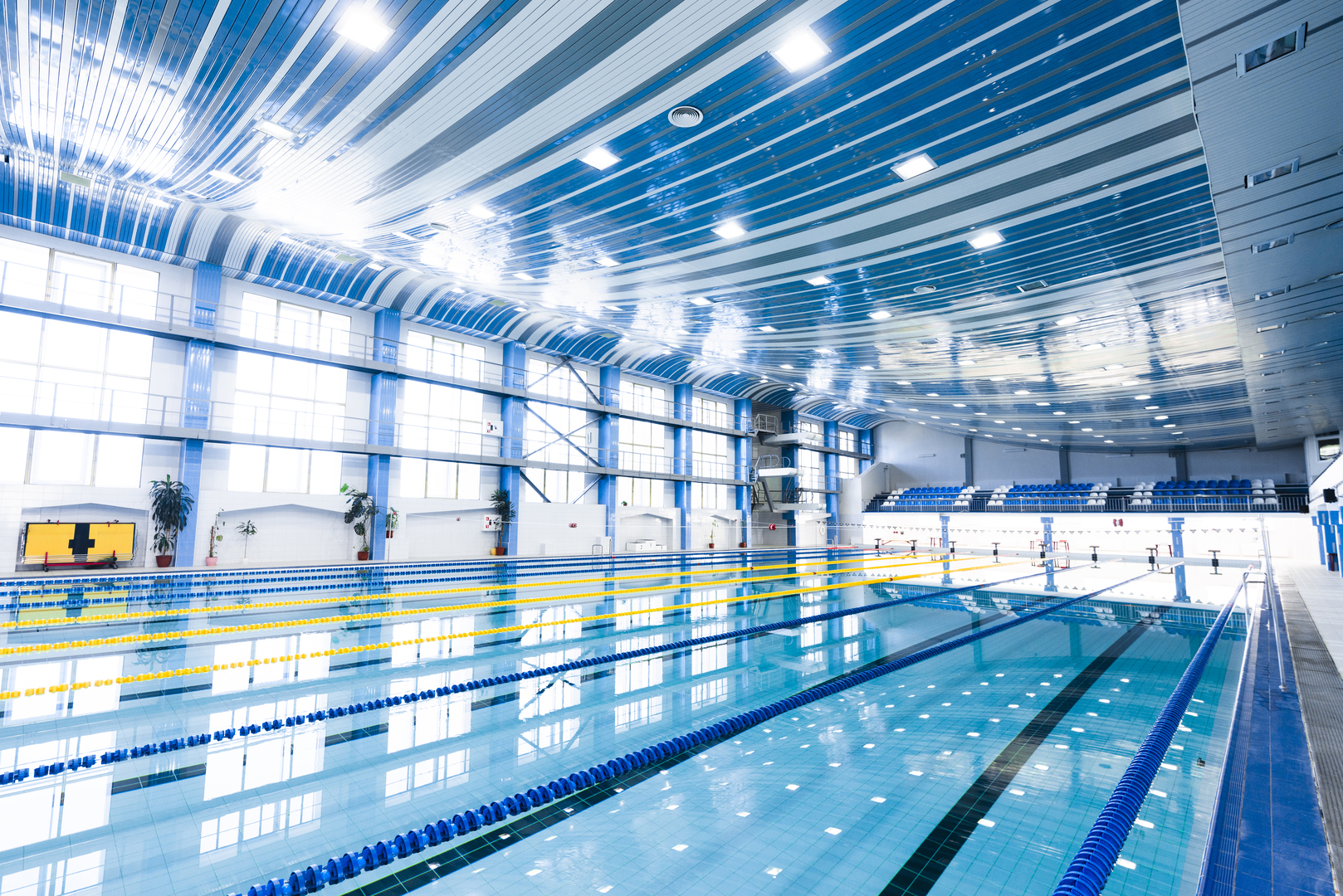 В Москве 7-летний ребенок впервые пришел на занятия в бассейн и утонул: подробности