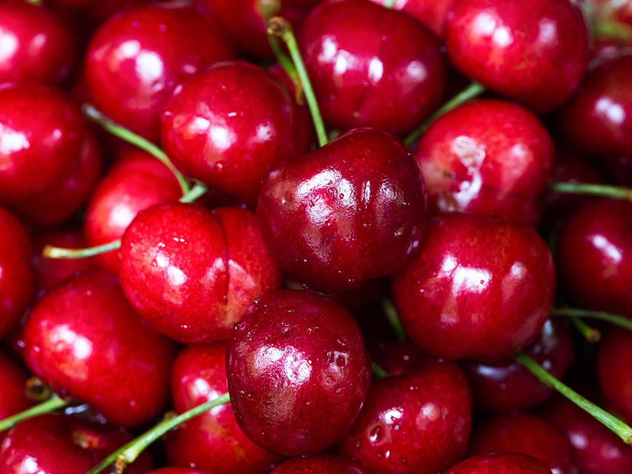 My sweet cherry стол