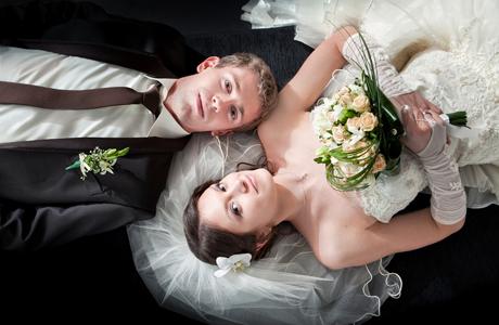 Секс с русской невестой в первую брачную ночь (17 фото)